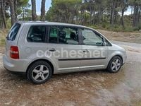 Usado VW Touran Trendline 100 CV (73 kW) 2003 Gris / plata Monovolumen