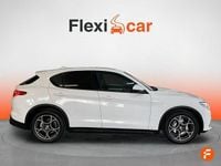 Usado Alfa Romeo Stelvio Sprint 160 CV (117 kW) 2022 Blanco SUV