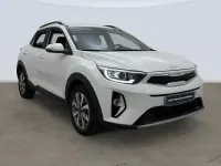Usado Kia Stonic 100 CV (73 kW) 2025 Blanco SUV