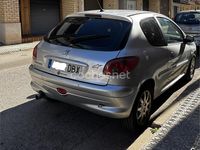 Usado Peugeot 206 Quiksilver 90 CV (66 kW) 2004 Gris / plata Berlina