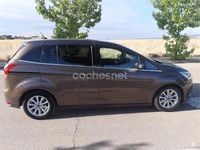 Usado Ford Grand C-Max Titanium 125 CV (91 kW) 2015 Marrón Monovolumen