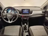 Usado Kia Stonic 101 CV (74 kW) 2025 Blanco SUV