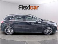 Usado Mercedes A200 163 CV (119 kW) 2018 Negro Utilitario