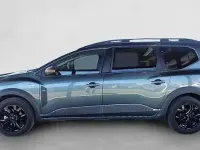Usado Dacia Jogger Extreme 140 CV (102 kW) 2025 Verde Monovolumen
