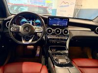 Usado Mercedes GLC220 194 CV (142 kW) 2019 Gris / plata Coupe