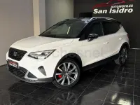 Usado Seat Arona FR 115 CV (84 kW) 2025 Blanco SUV