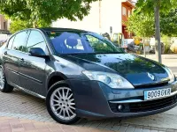 Usado Renault Laguna III Privilege 130 CV (95 kW) 2009 Gris / plata Berlina