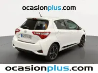 Usado Toyota Yaris 111 CV (81 kW) 2017 Blanco Utilitario