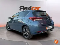 Usado Toyota Auris Hybrid Active 136 CV (100 kW) 2018 Azul Utilitario