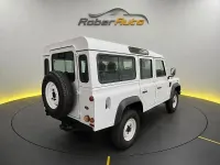 Usado Land Rover Defender 122 CV (89 kW) 2016 Blanco Familiar