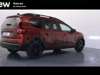Usado Dacia Jogger Extreme 100 CV (73 kW) 2022 Naranja Monovolumen