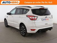 Usado Ford Kuga ST-Line 120 CV (88 kW) 2017 Blanco SUV