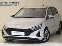 Usado Hyundai i20 100 CV (73 kW) 2025 Beige Utilitario