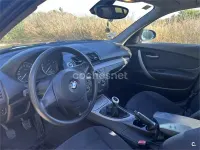 Usado BMW 118 122 CV (89 kW) 2007 Negro Utilitario