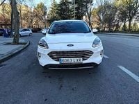 Usado Ford Kuga Titanium 120 HP (88 kW) 2022 Branco SUV