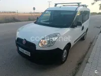 Usado Fiat Doblò Active 90 CV (66 kW) 2011 Blanco Monovolumen