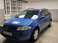 Usado Renault Mégane GrandTour Dynamique 100 CV (73 kW) 2005 Azul Familiar