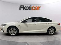 Usado Opel Insignia GS Line 122 CV (89 kW) 2021 Blanco Familiar