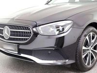 Usado Mercedes E300 211 CV (155 kW) 2021 Negro Familiar