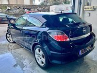 Usado Opel Astra GTC Sport 105 CV (77 kW) 2005 Negro Berlina