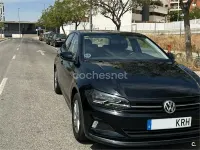 Usado VW Polo Advance 95 CV (69 kW) 2018 Negro Utilitario