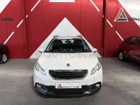 Usado Peugeot 2008 Active 92 CV (67 kW) 2015 Blanco SUV