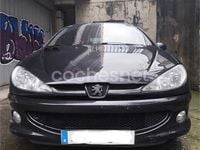 Usado Peugeot 206 110 CV (80 kW) 2005 Negro Berlina