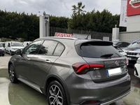 Usado Fiat Tipo Cross 95 CV (69 kW) 2021 Gris Utilitario