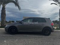 Usado VW Golf VII Advance 110 CV (80 kW) 2016 Gris / plata Berlina