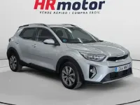 Usado Kia Stonic 101 CV (74 kW) 2024 Gris SUV