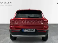 Usado Volvo XC40 Core 211 CV (155 kW) 2023 Rojo SUV