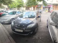 Usado Renault Mégane GrandTour Business 110 CV (80 kW) 2012 Negro Familiar