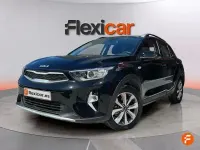 Usado Kia Stonic 84 CV (61 kW) 2024 Negro SUV