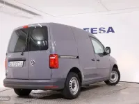 Usado VW Caddy 102 CV (75 kW) 2018 Gris Monovolumen