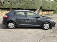 Usado Renault Mégane II Dynamique 110 CV (80 kW) 2008 Gris / plata Berlina