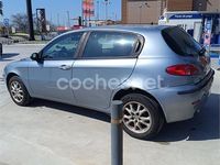 Usado Alfa Romeo 147 Progression 115 CV (84 kW) 2003 Gris / plata Utilitario