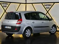 Usado Renault Scénic Expression 120 CV (88 kW) 2005 Gris / plata Monovolumen