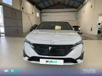 Usado Peugeot e-308 114 kW (156 CV) 2023 Blanco Utilitario