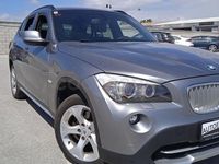 Usado BMW X1 Comfort Edition 143 HP (105 kW) 2010 Cinzento SUV