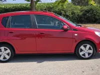 Usado Chevrolet Aveo LS 84 CV (61 kW) 2010 Burdeos Utilitario