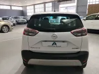 Usado Opel Crossland X Innovation 102 CV (75 kW) 2019 Blanco SUV