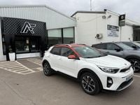 Usado Kia Stonic 100 CV (73 kW) 2019 Blanco SUV