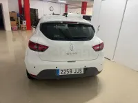 Usado Renault Clio IV Business 75 CV (55 kW) 2015 Blanco Berlina