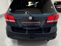 Usado Fiat Freemont Urban 140 CV (102 kW) 2014 Azul SUV