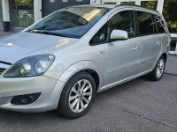 Usado Opel Zafira Family 110 CV (80 kW) 2014 Gris / plata Monovolumen