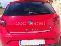 Usado Seat Ibiza ST Reference 75 CV (55 kW) 2015 Rojo Familiar