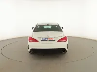 Usado Mercedes CLA200 AMG line 155 CV (114 kW) 2015 Blanco Coupe