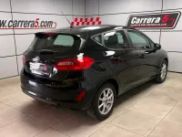 Usado Ford Fiesta Trend+ 85 CV (62 kW) 2018 Negro Utilitario