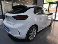 Usado Opel Corsa 100 CV (73 kW) 2022 Blanco Utilitario
