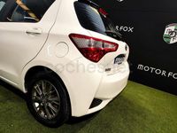 Begagnad Toyota Yaris Hybrid Active 100 HK (73 kW) 2018 Vit Sedan